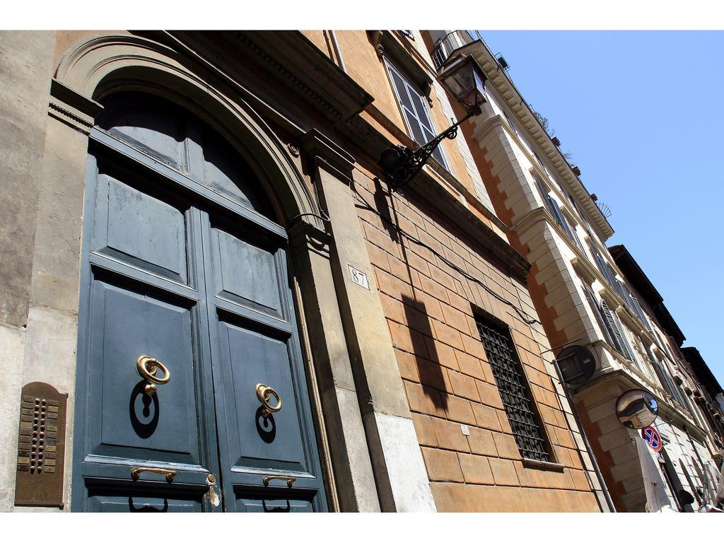 Apartment Via Giulia Rom